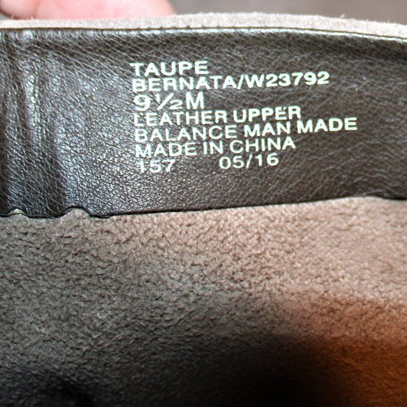 LN LADIES WHITE MOUNTAIN HIGH ANKLE BOOTS - 9 1/2M - TAN LEATHER. - Picture 7 of 8